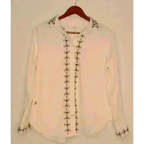 Chico's Embroidered Classical Boho Women's Button Down Shirt Size 0.5 or XS, 6US - Picture 1 of 16